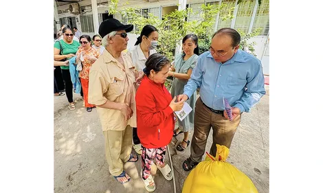 Nhiều hoạt động hỗ trợ người mù có hoàn cảnh khó khăn