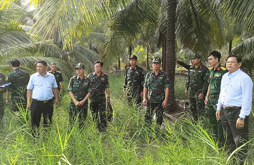 Khảo sát địa điểm diễn tập khu vực phòng thủ tại xã An Thạnh