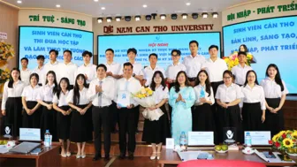 Đẩy mạnh phong trào “Sinh viên 5 tốt”, tạo môi trường để sinh viên học tập và rèn luyện