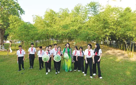 Triệu tấm lòng hướng về Quốc Tổ<br>Bài 3: “Hàng tre bát ngát” ở Đền thờ Vua Hùng TP Cần Thơ