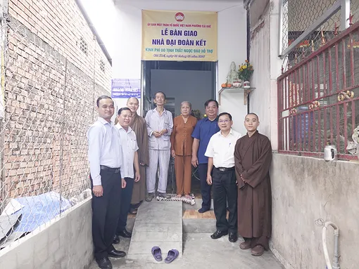 Chung tay bảo vệ nền tảng tư tưởng của Đảng