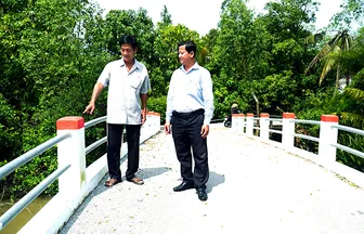 Quan tâm chăm lo, nâng cao đời sống người dân