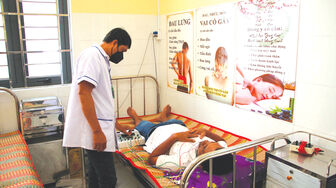 សុខា​ភិបាល​មូល​ដ្ឋាន​ជា​ជួរ​មុខ​ក្នុង​ការ​ថែ​ទាំ​សុខ​ភាព​ប្រ​ជា​ជន​