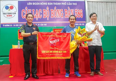Hơn 120 tay vợt tranh tài Giải bóng bàn đôi mở rộng lần I