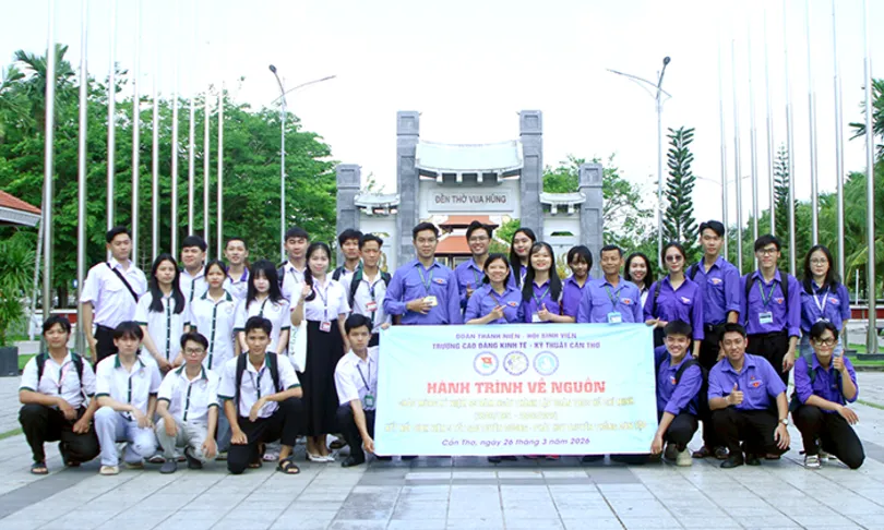 Xung kích, tình nguyện làm theo lời Bác