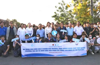 Hơn 200 đoàn viên, sinh viên ra quân xóa điểm đen ô nhiễm môi trường, khai thông dòng chảy