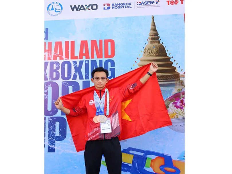 VĐV Kickboxing Cần Thơ được tặng thưởng Huân chương Lao động hạng Ba