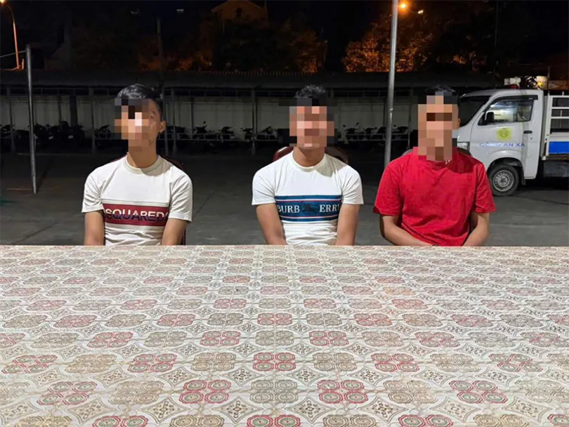 Bắt giữ 3 đối tượng trộm cắp tài sản đang bỏ trốn