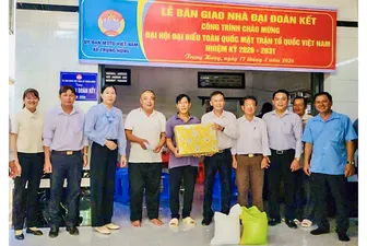 Hỗ trợ xây dựng 8 căn nhà Đại đoàn kết, nhà tình thương