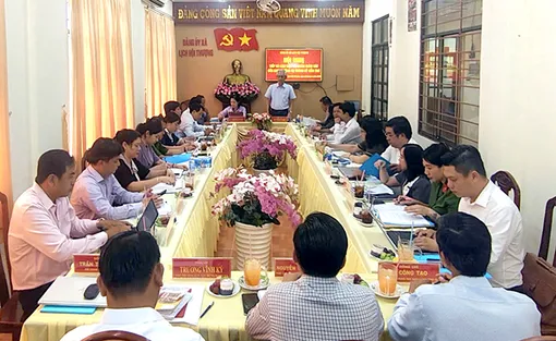 Đoàn Giám sát số 605 của Ban Thường vụ Thành ủy Cần Thơ làm việc tại xã Lịch Hội Thượng