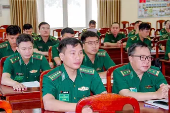 Thượng úy Dương Xuân Lộc đoạt giải Nhất Hội thi Báo cáo viên giỏi năm 2026