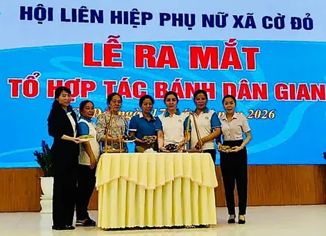 Ra mắt Tổ hợp tác bánh dân gian