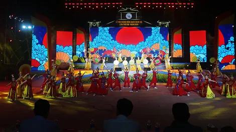 Tổng duyệt chương trình khai mạc Lễ hội Bánh dân gian Nam Bộ năm 2026