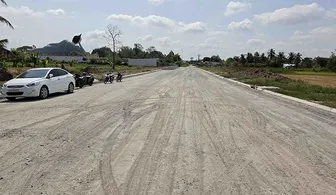 Tháo gỡ khó khăn, thúc đẩy tiến độ các dự án giao thông và khu tái định cư