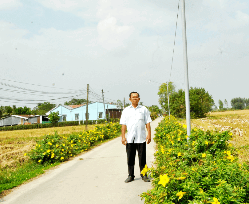 បក្ខ​ជន​ខ្មែរ​អស់​ពី​ចិត្ត ដើម្បី​សុ​ភមង្គល​ប្រ​ជា​ជន