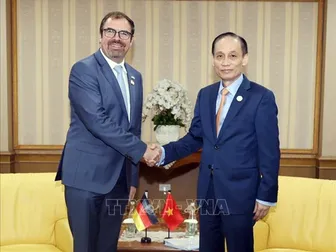 Việt Nam tăng cường quan hệ song phương với các nước ASEAN và EU