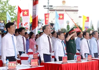 Tổng Bí thư, Chủ tịch nước Tô Lâm dự Lễ Thượng cờ "Thống nhất non sông"