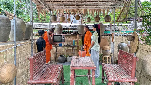 “Bảo tàng mini” lưu giữ hàng trăm kỷ vật xưa