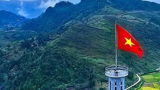 Trọn dải non sông - Vững bước kỷ nguyên mới