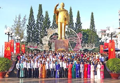 Nhiều hoạt động kỷ niệm 51 năm Ngày Giải phóng miền Nam, thống nhất đất nước