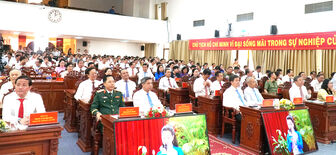 ទី​ក្រុង​កឹង​ធើ ចាត់​តាំង​យ៉ាង​ឱឡា​រិក​ពិ​ធី​ជួប​ជុំ​ខួប​អនុ​ស្សាវ​រីយ៍ ៥១ ឆ្នាំ ទិ​វា​រំ​ដោះ​ភាគ​ខាង​ត្បូង ឯក​ភាព​ទឹក​ដី និង​ថ្ងៃ​បុណ្យ​សំ​ខាន់ៗ​ដ​ទៃ​ទៀត