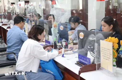 "Bật công tắc" cho mục tiêu tăng trưởng từ việc tháo gỡ rào cản thể chế