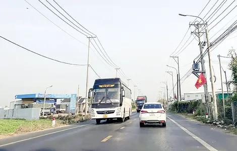 Doanh thu vận tải, kho bãi và dịch vụ hỗ trợ vận tải tăng gần 17%