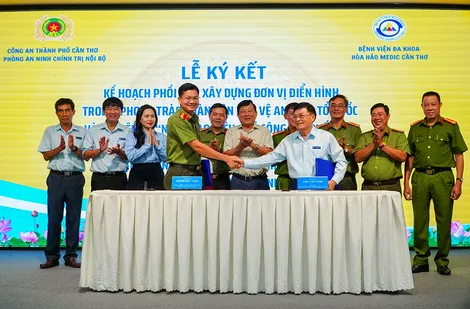 Đơn vị điểm xây dựng điển hình phong trào Toàn dân bảo vệ an ninh Tổ quốc