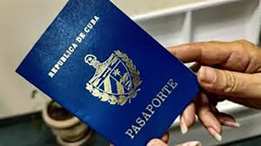 Cuba nới quy định cư trú, công nhận đa quốc tịch