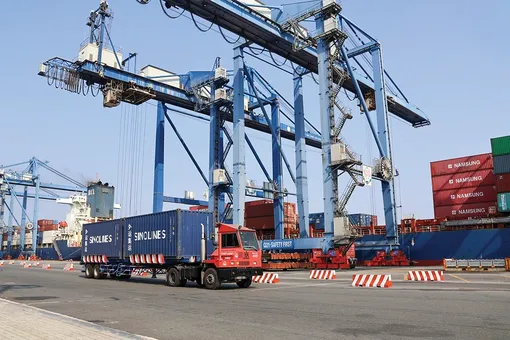 Định hình không gian phát triển, nâng cao năng lực cạnh tranh quốc gia trong giai đoạn mới