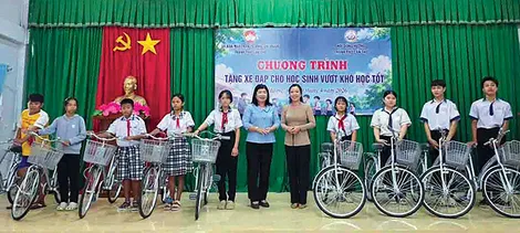 Người dân xã Mỹ Hương mong muốn có trường dân tộc nội trú