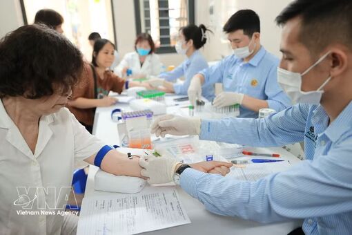 Vietnam moves toward universal free annual health checkups from 2026