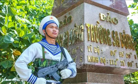Bài cuối: Điểm tựa nơi đầu sóng