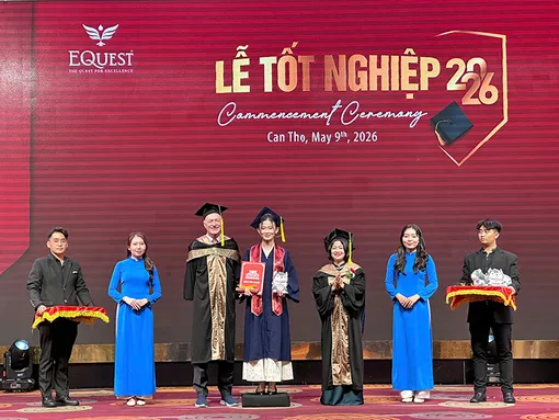 Cao đẳng Việt Mỹ Cần Thơ trao bằng tốt nghiệp cho hơn 200 tân cử nhân