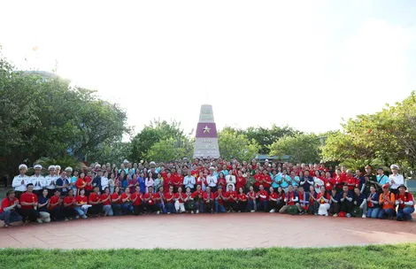 "Mang ra tình cảm, mang về niềm tin": Hải trình nối đất liền với Trường Sa