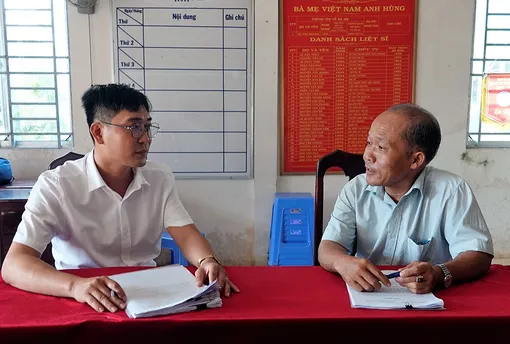 Người cán bộ gương mẫu