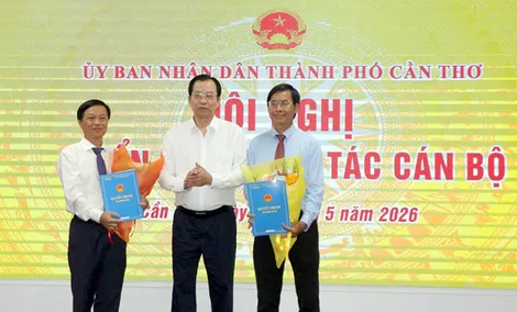 Cử và cử lại người đại diện phần vốn nhà nước tại Công ty Cổ phần Đô thị Cần Thơ