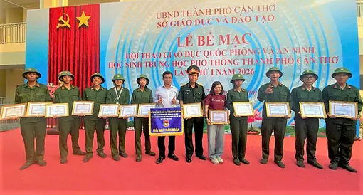 Tiếp lửa truyền thống qua môn Giáo dục quốc phòng và an ninh