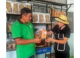 Phát triển sản phẩm OCOP gắn với xây dựng nông thôn hiện đại