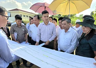 Lãnh đạo TP Cần Thơ kiểm tra tiến độ các công trình giao thông trọng điểm