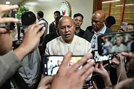 Nổ súng tại Thượng viện Philippines