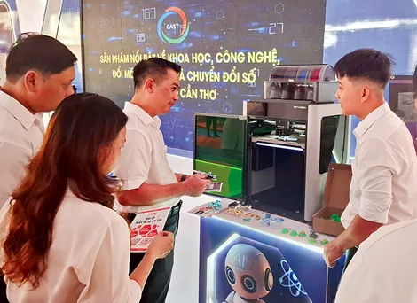 Phấn đấu doanh thu ngành Công nghiệp công nghệ số đạt tối thiểu 300 tỉ USD vào năm 2030
