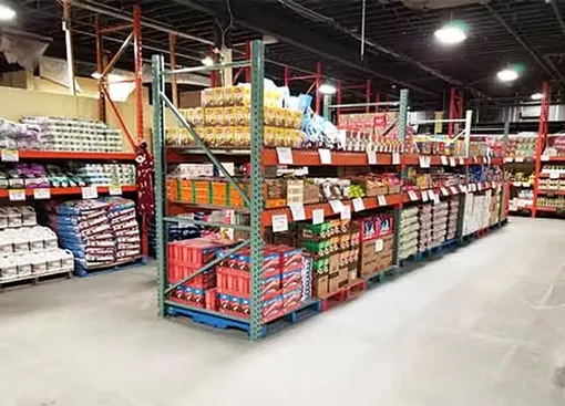 Thực phẩm thanh lý hút khách Canada