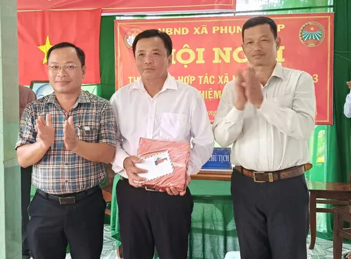Xã Phụng Hiệp ra mắt hợp tác xã nông nghiệp