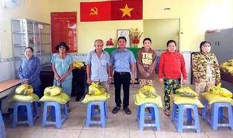 Nâng cao chất lượng sinh hoạt chi bộ