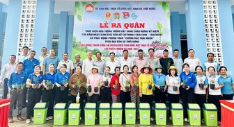 Ra quân trồng cây xanh nhớ ơn Bác