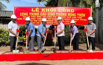 Nông dân Liêu Tú cùng doanh nghiệp liên kết sản xuất, tiêu thụ lúa ST25 theo hướng hữu cơ