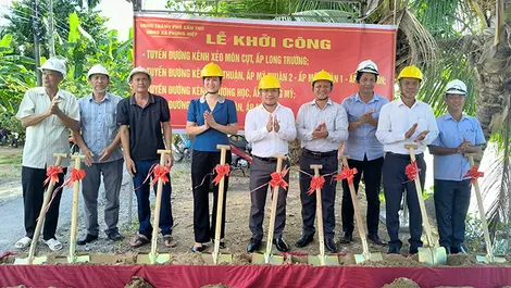 Hơn 17,3 tỉ đồng xây dựng và nâng cấp 4 tuyến đường giao thông nông thôn