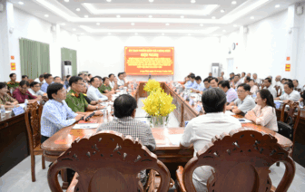 ឡុង​ភូ​បំ​ផុស​យុទ្ធ​នា​ការ "៦០​ថ្ងៃ​យប់" ជំ​នួយ​ប្រ​ជា​ជន​បើក​ដំ​ណើរ​ការ VNeID កម្រិត ២