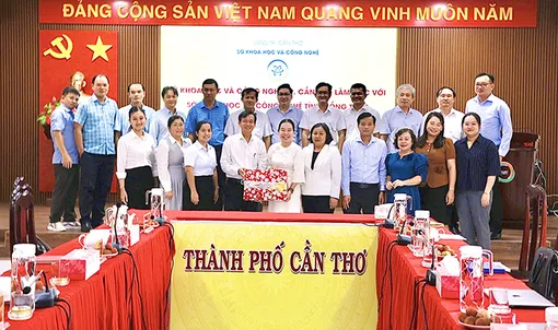 Chia sẻ kinh nghiệm về hỗ trợ khởi nghiệp đổi mới sáng tạo